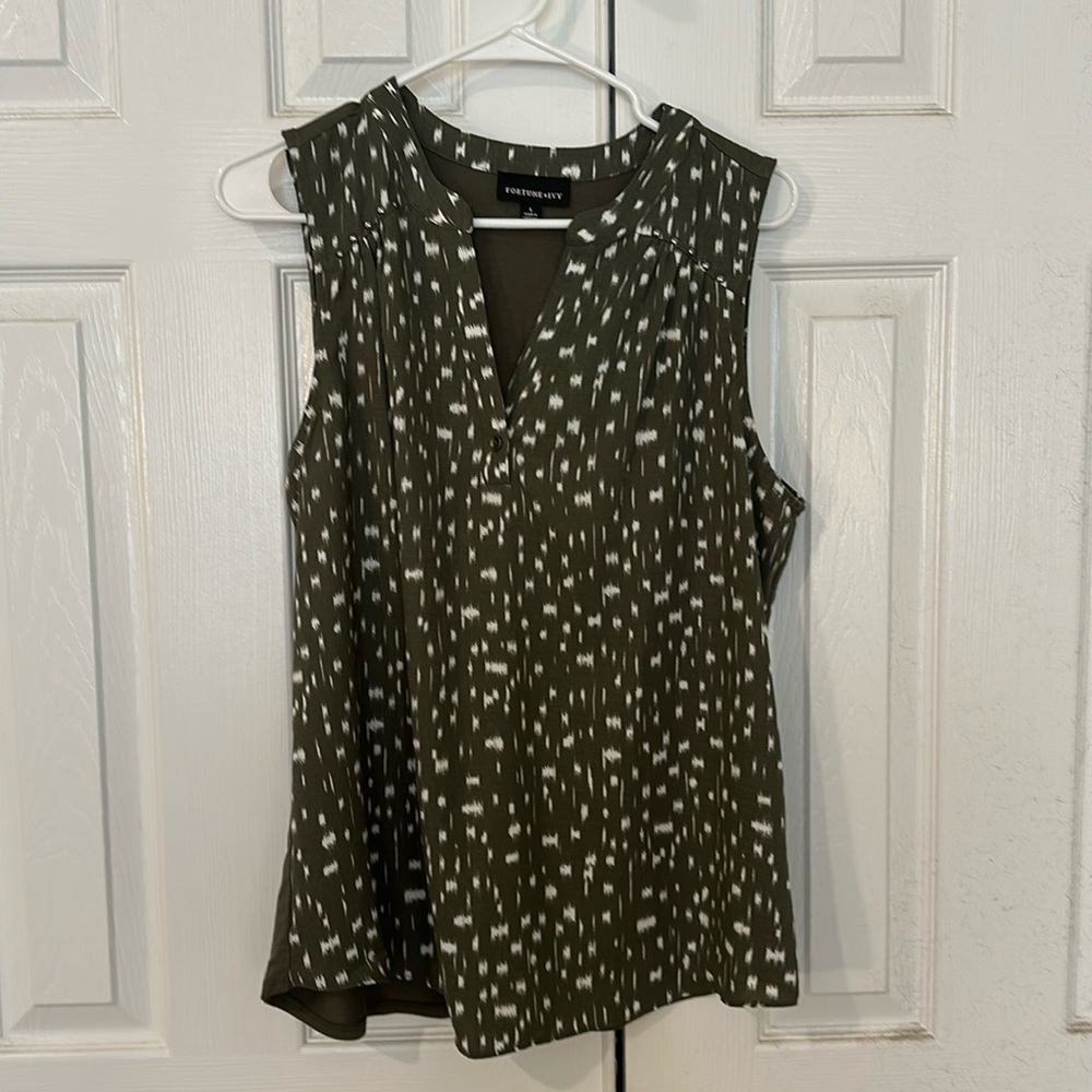 Large forest green Fortune & Ivy Blouse